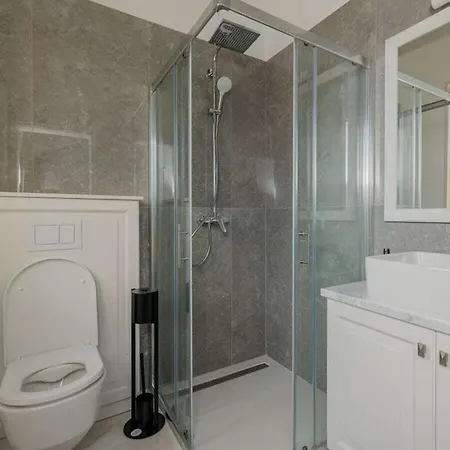 Seafront Adriatica With Pool Вилла