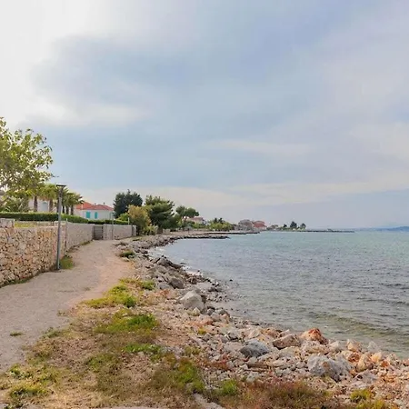 Вилла Seafront Adriatica With Pool Dobropoljana