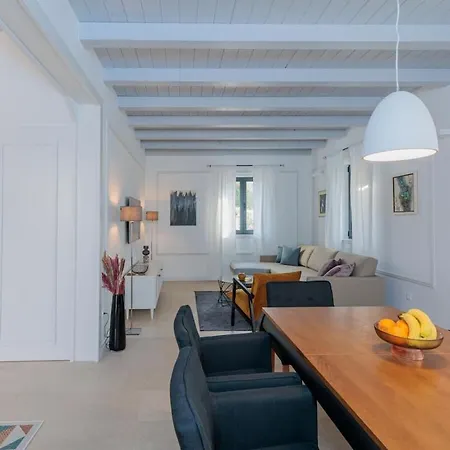 Seafront Adriatica With Pool