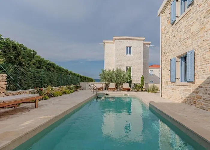 Seafront Adriatica With Pool * Dobropoljana