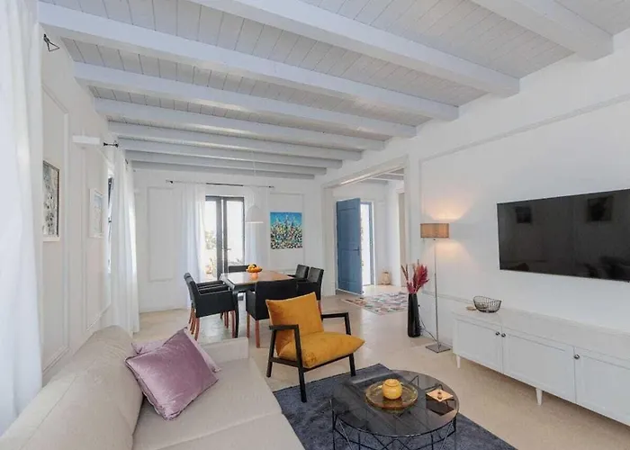 Seafront Adriatica With Pool 빌라 *