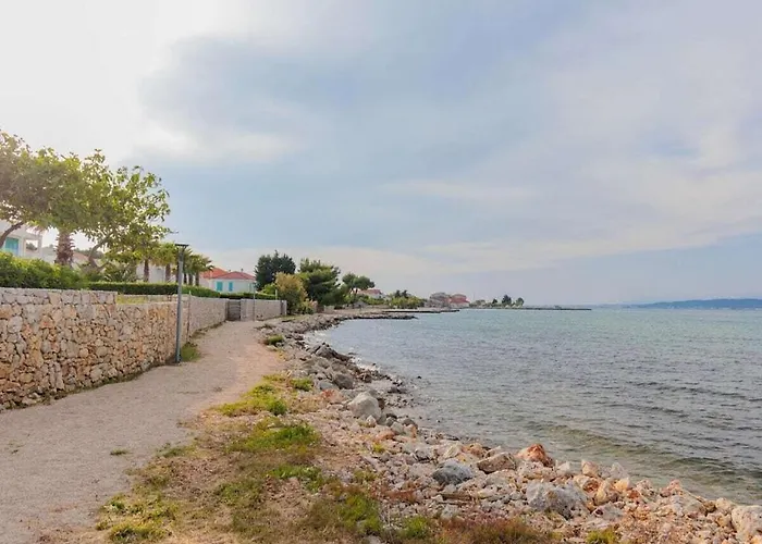 빌라 Seafront Adriatica With Pool Dobropoljana