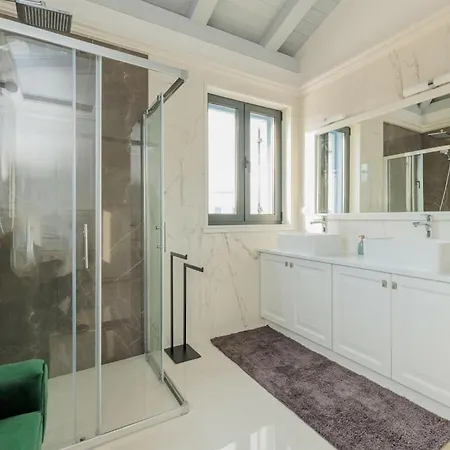 Seafront Adriatica With Pool Villa Dobropoljana