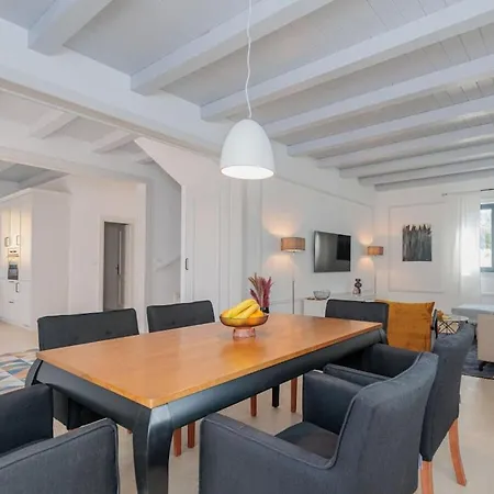 Villa Seafront Adriatica With Pool *