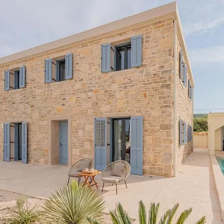 Seafront Adriatica With Pool Villa Dobropoljana