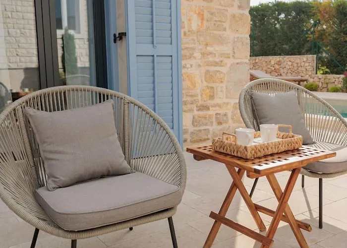 Seafront Adriatica With Pool