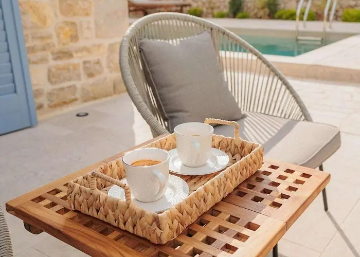 Seafront Adriatica With Pool Vila *