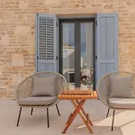 Villa Seafront Adriatica With Pool